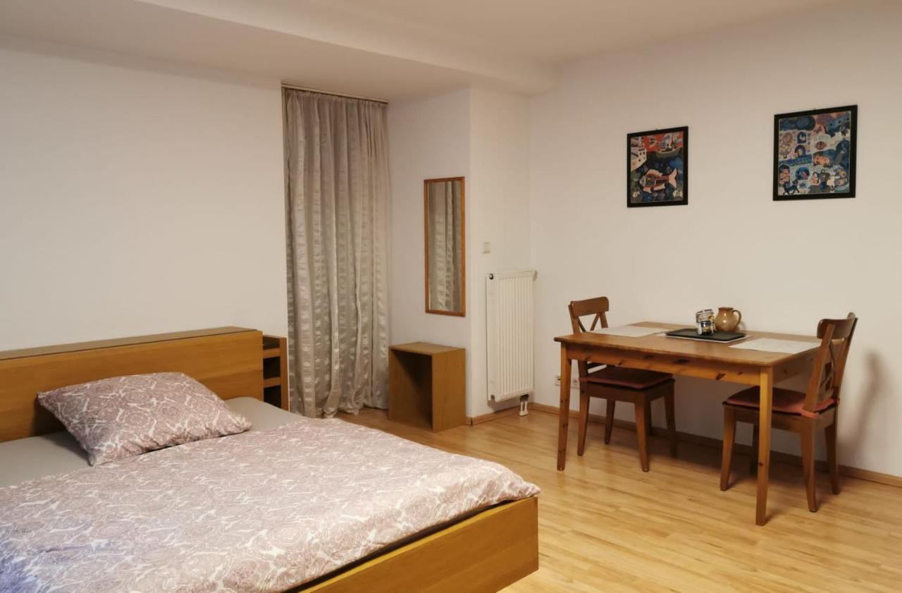 Privatzimmer Gil Heidelberg Extérieur photo